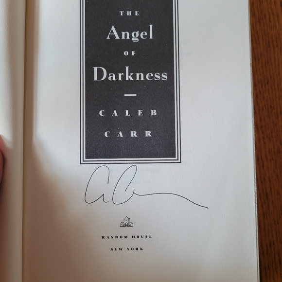 Signed Trade Edition of The Angel of Darkness - Picture 3 of 4